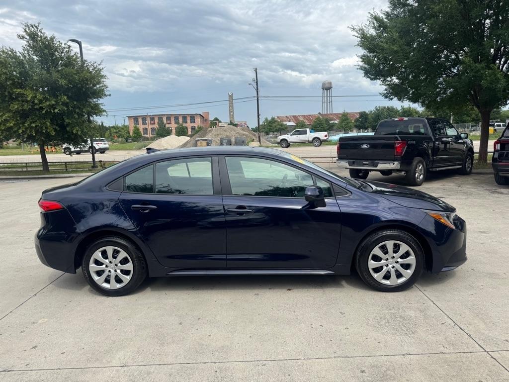 Toyota Corolla LE 2026