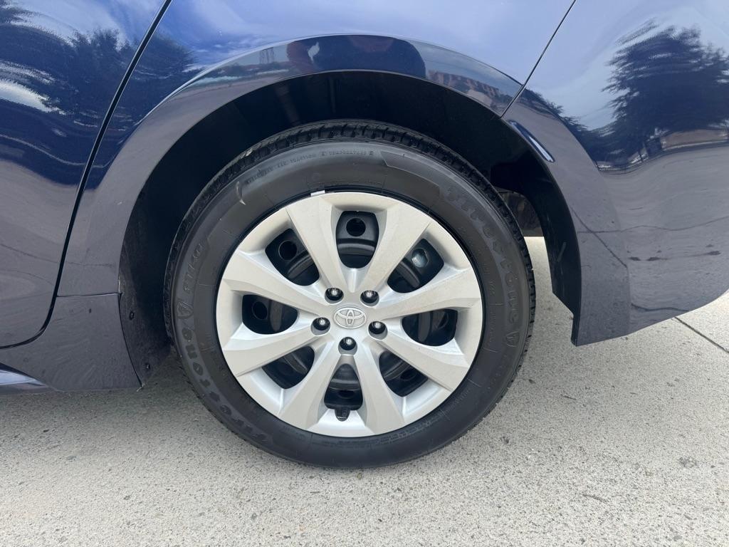 Toyota Corolla LE 2026