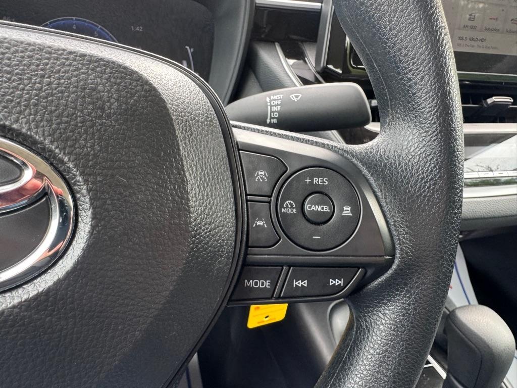 Toyota Corolla LE 2026