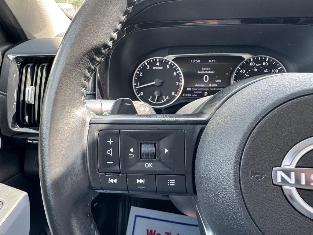 Nissan Pathfinder SV 2025