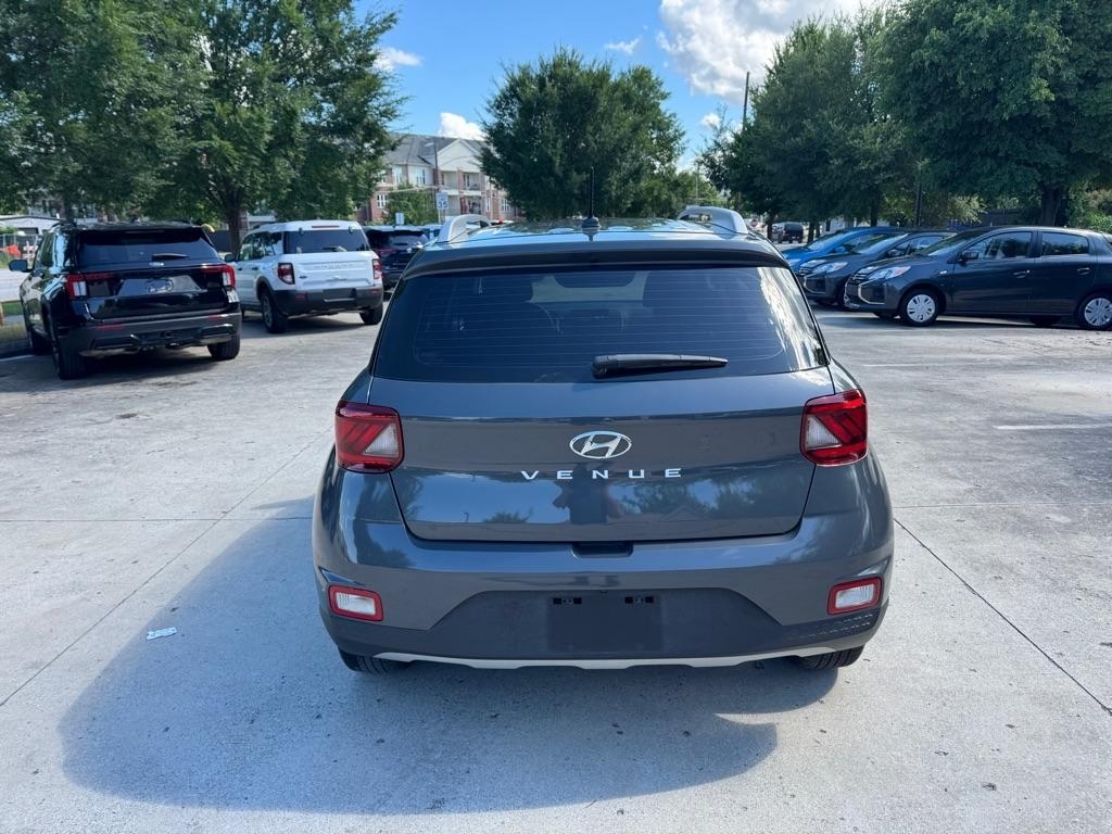 Hyundai Venue  2025