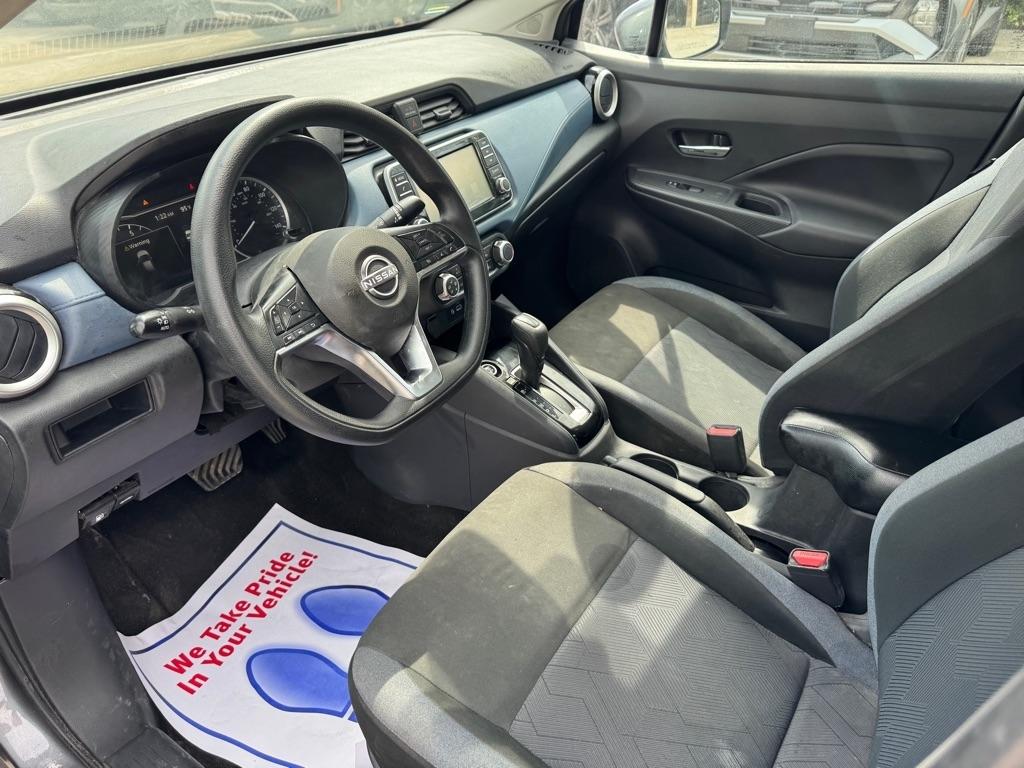 Nissan Versa  2025