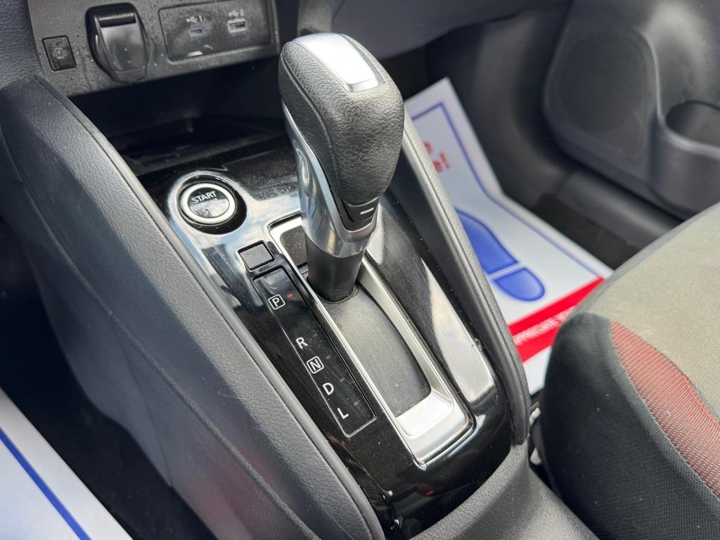 Nissan Versa SR 2024