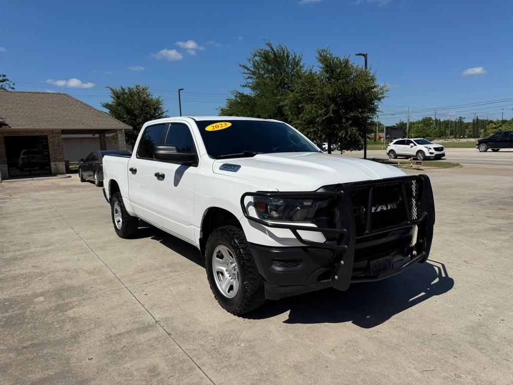 RAM 1500 Tradesman Crew Cab SWB 4WD 2023