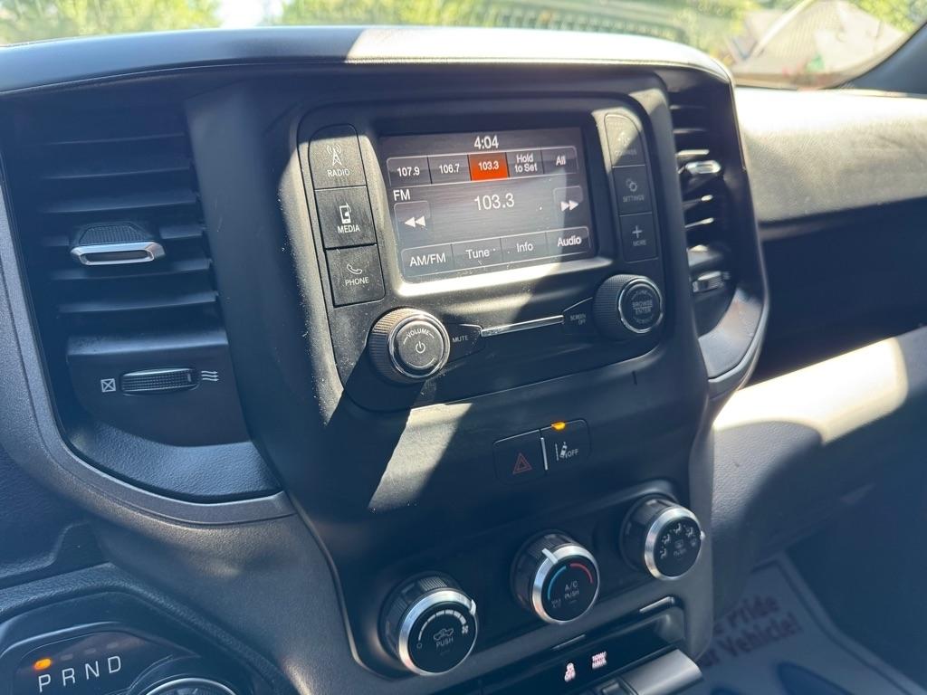 RAM 1500 Tradesman Crew Cab SWB 4WD 2023