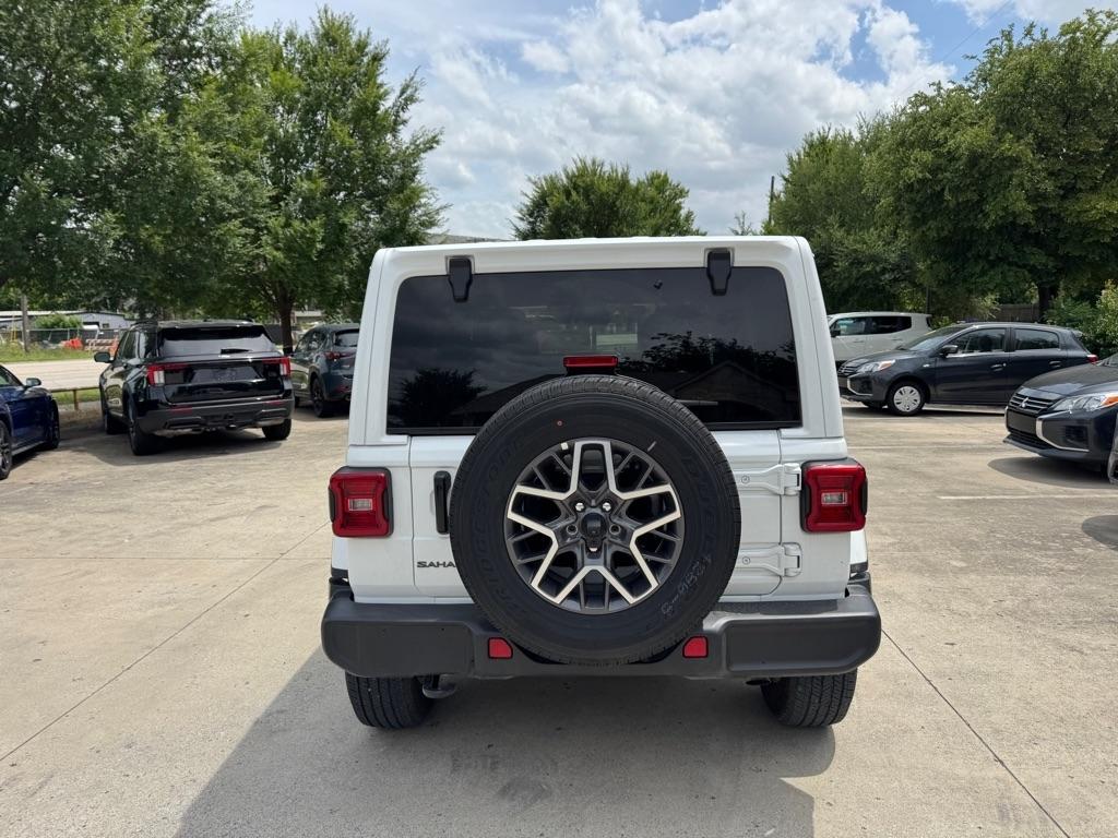 Jeep Wrangler Sahara 2026