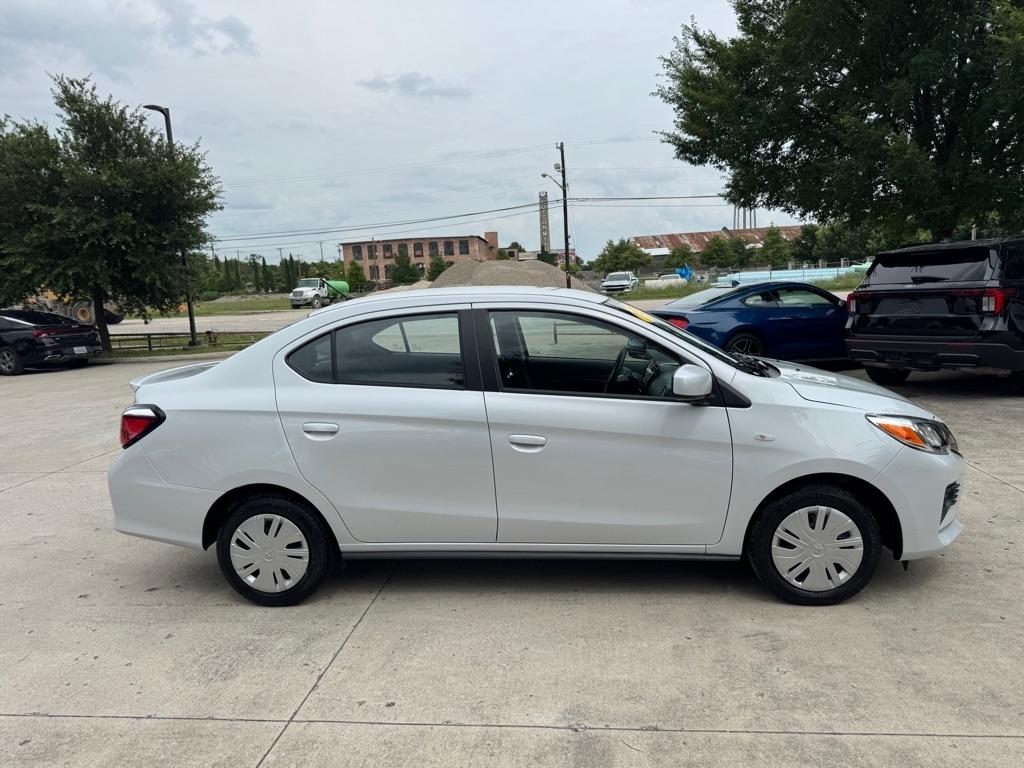 Mitsubishi Mirage G4 ES 2024
