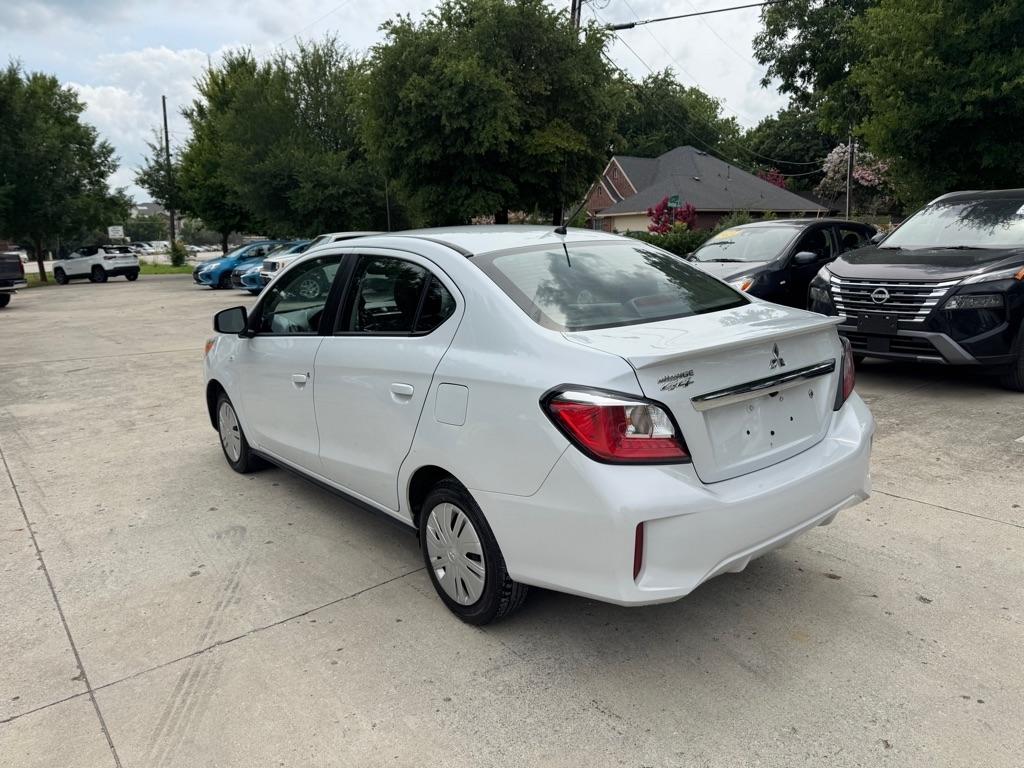 Mitsubishi Mirage G4 ES 2024