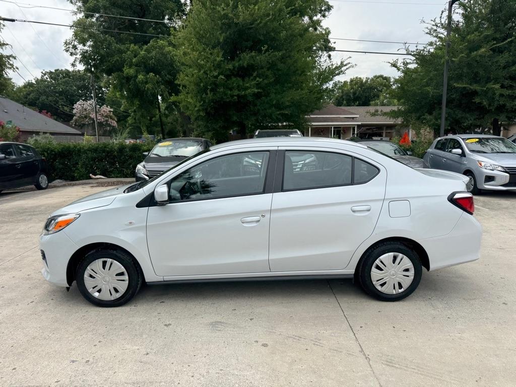 Mitsubishi Mirage G4 ES 2024
