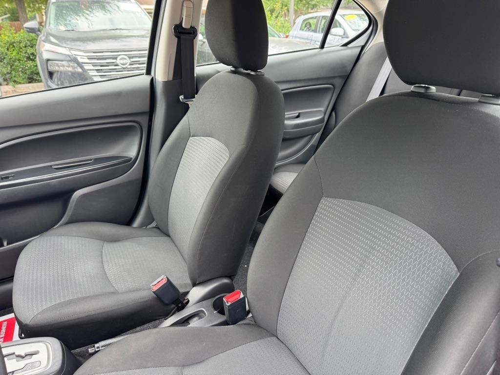 Mitsubishi Mirage G4 ES 2024