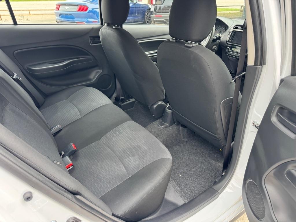 Mitsubishi Mirage G4 ES 2024