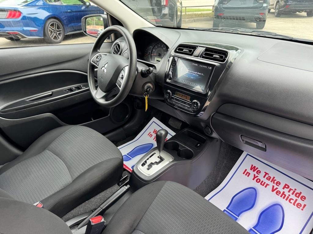 Mitsubishi Mirage G4 ES 2024