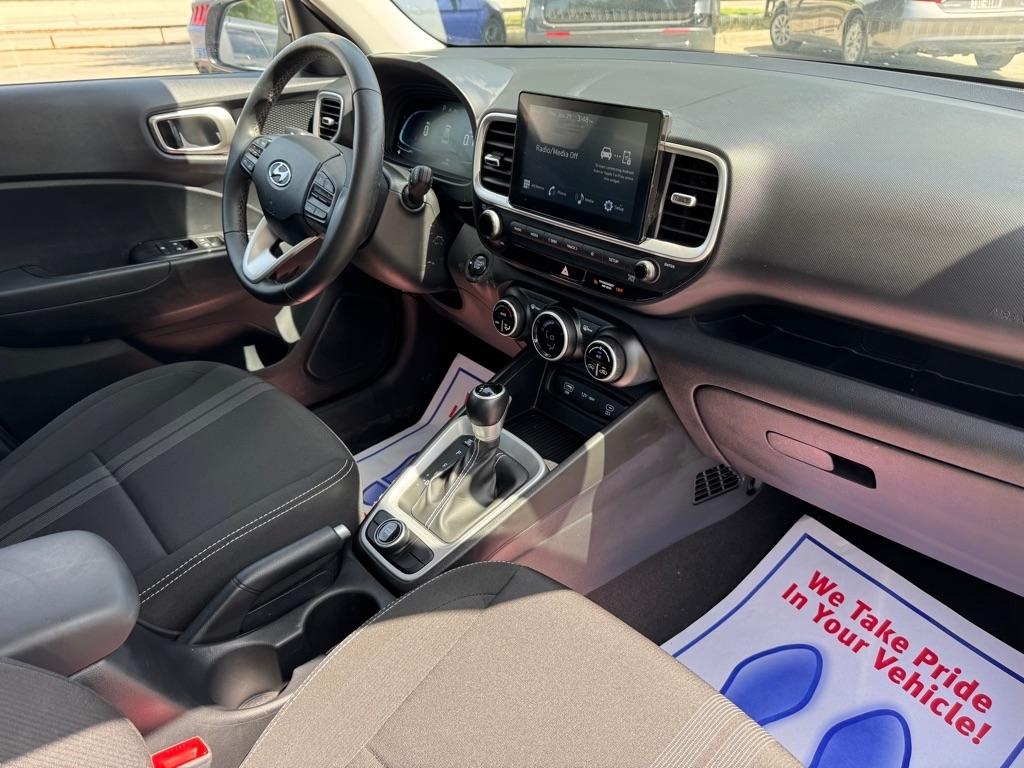 Hyundai Venue  2025