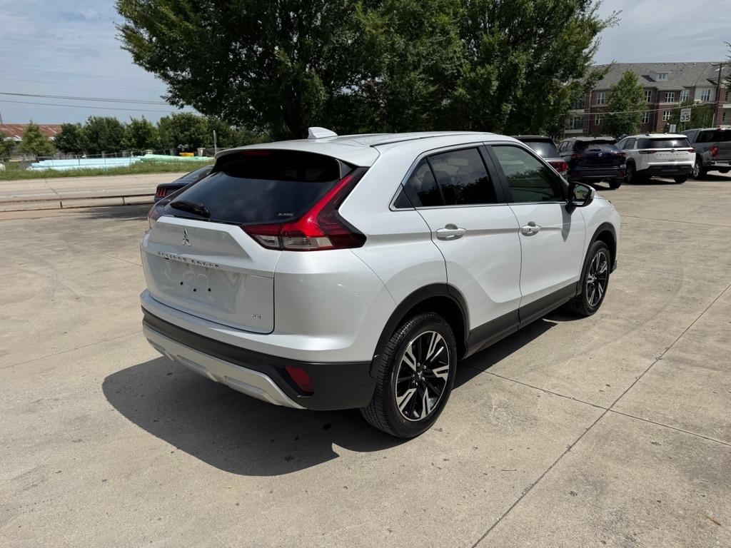 Mitsubishi Eclipse Cross  2025