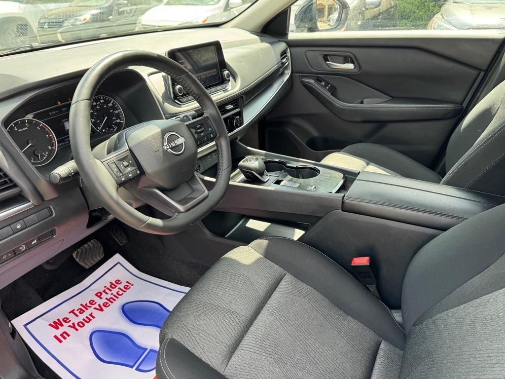 Nissan Rogue SV 2026