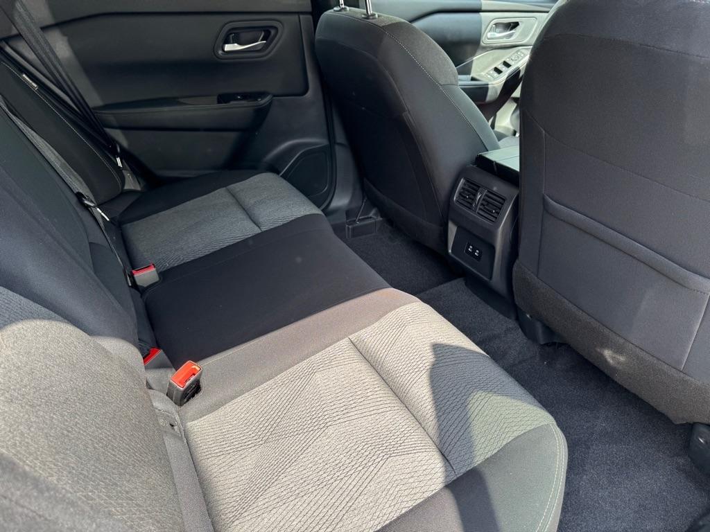 Nissan Rogue SV 2026