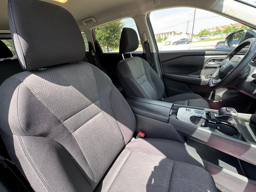 Nissan Rogue SV 2026