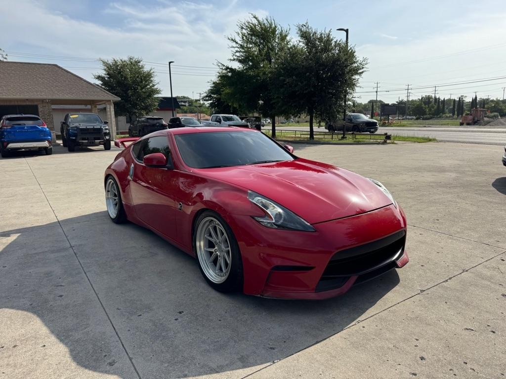 Nissan Z 370ZPRO-4X Crew Cab 4WD Diesel Coupe 2018