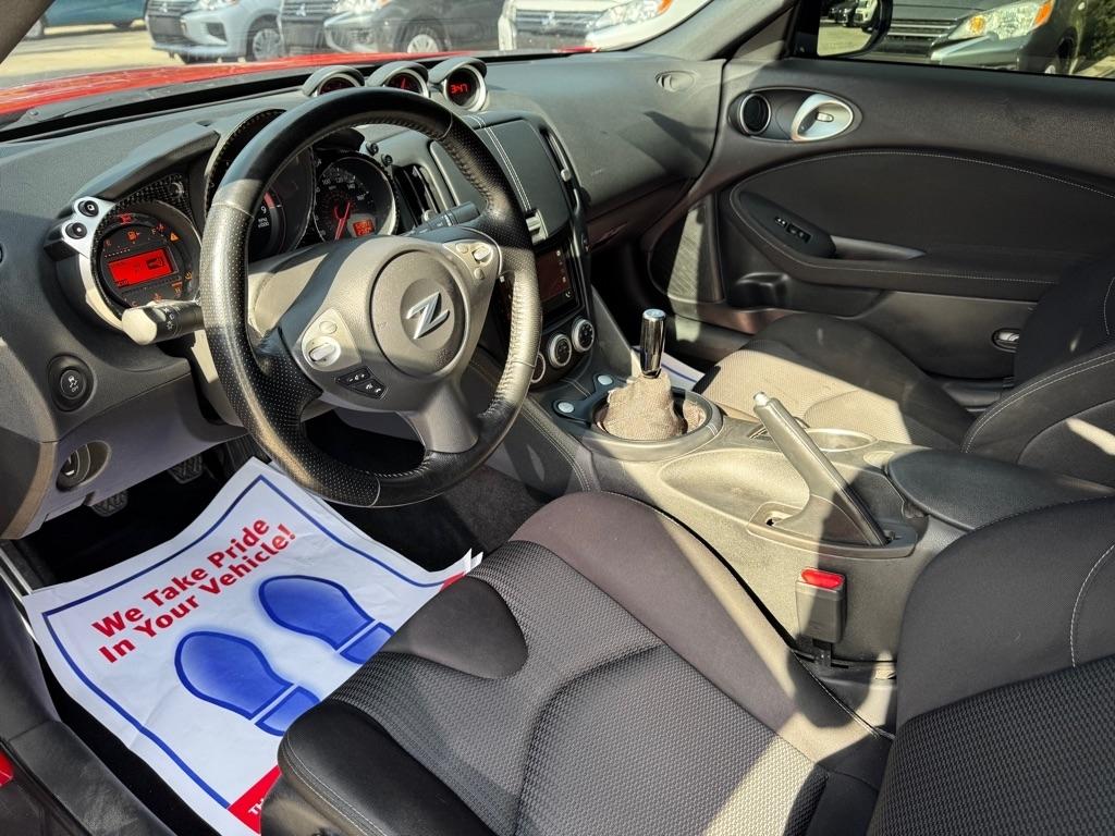 Nissan Z 370ZPRO-4X Crew Cab 4WD Diesel Coupe 2018
