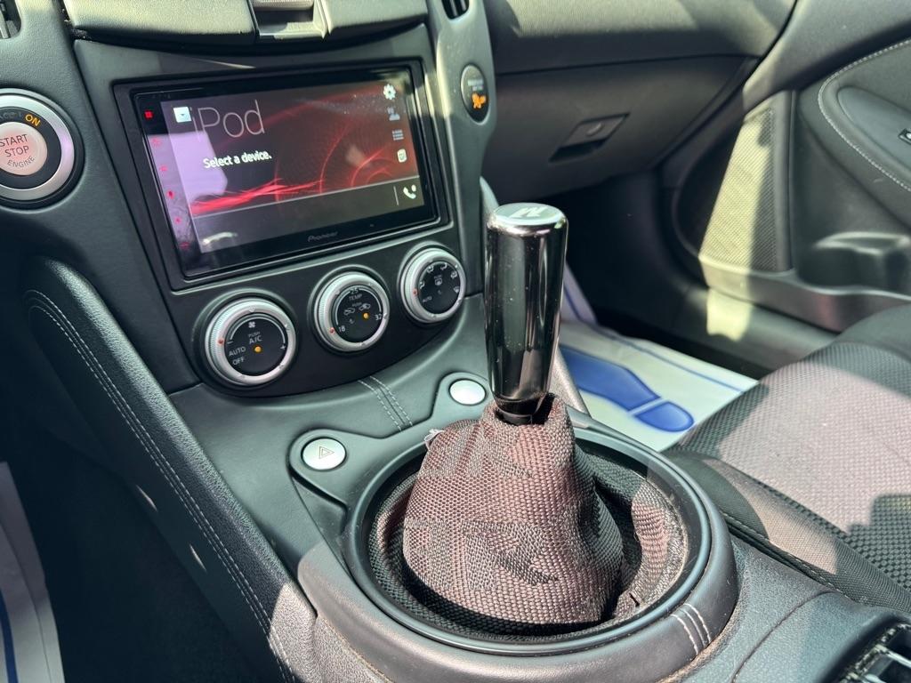 Nissan Z 370ZPRO-4X Crew Cab 4WD Diesel Coupe 2018
