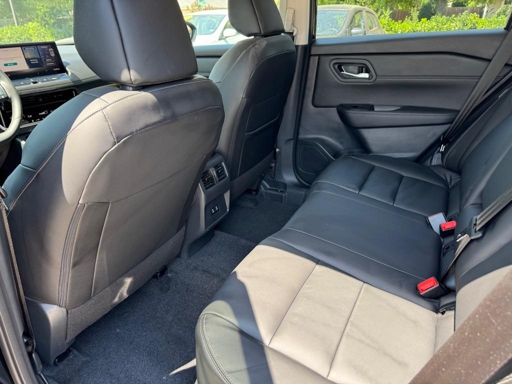 Nissan Rogue SL 2026