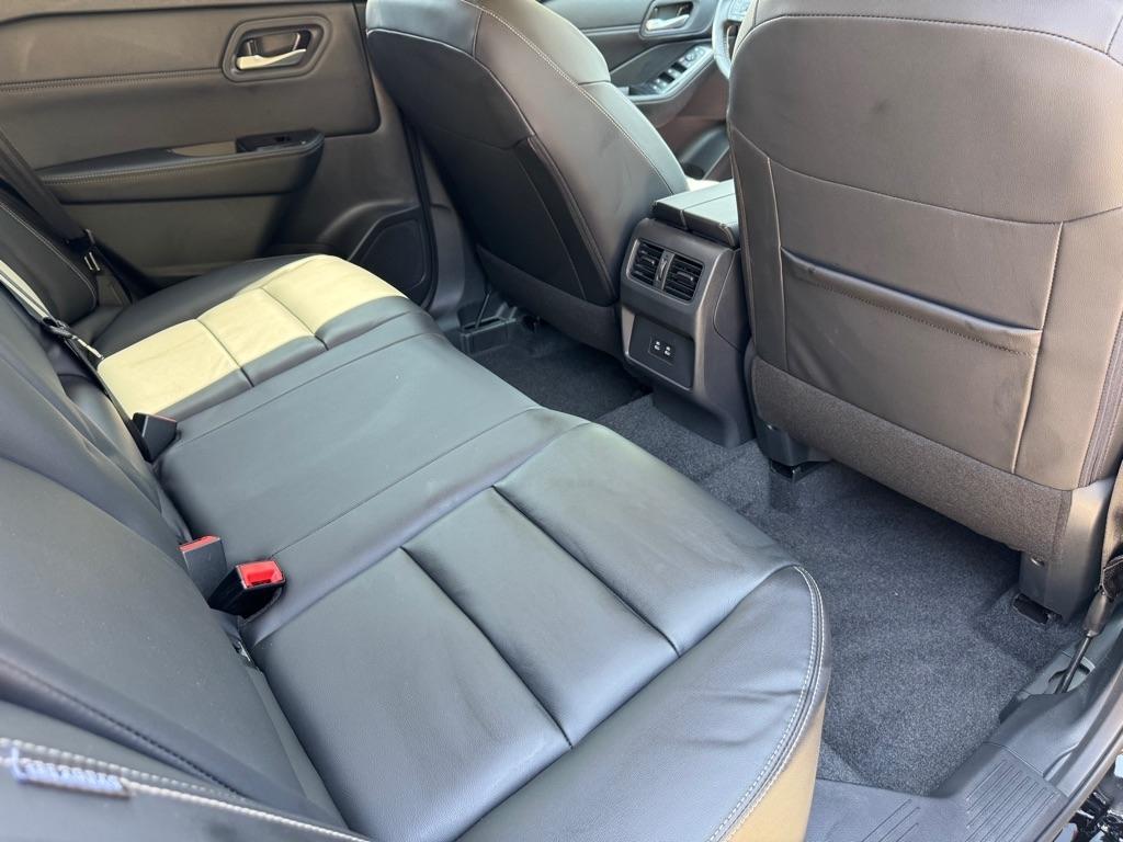 Nissan Rogue SL 2026