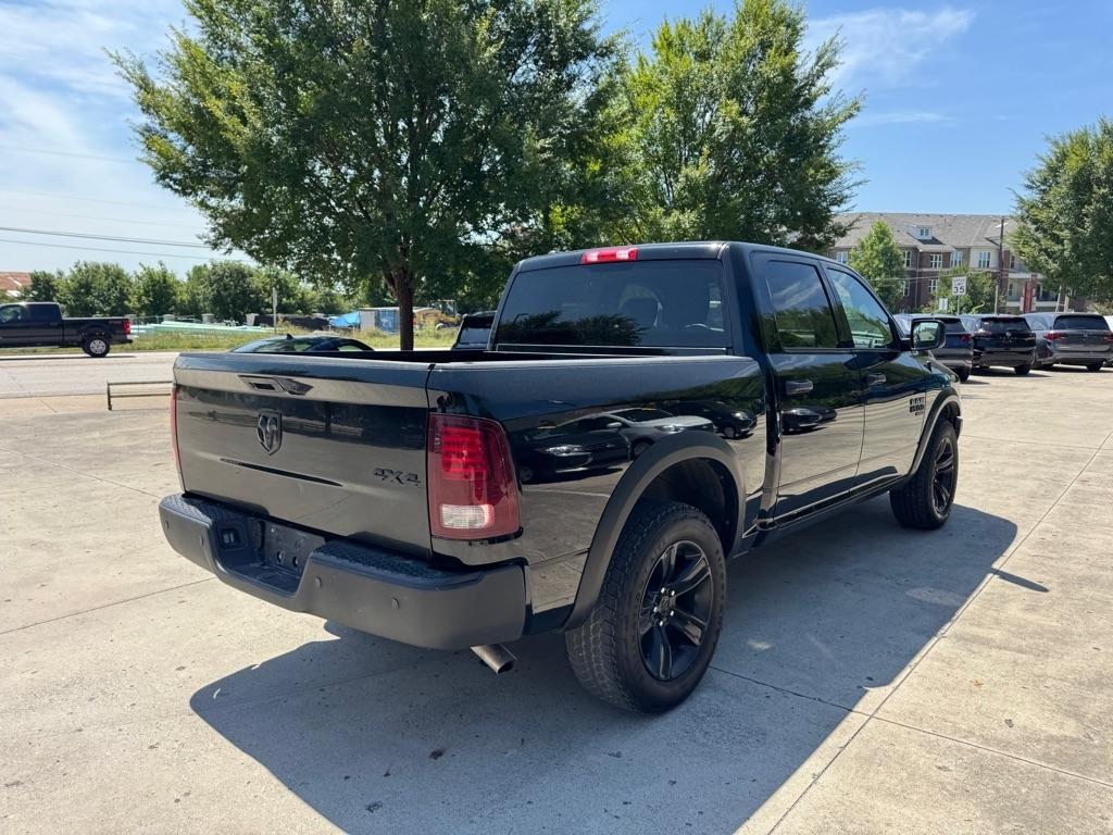 RAM 1500 Classic Tradesman Crew Cab SWB 4WD 2024