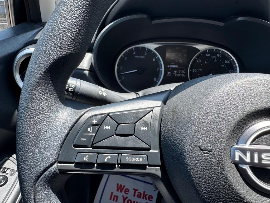Nissan Versa S CVT 2024