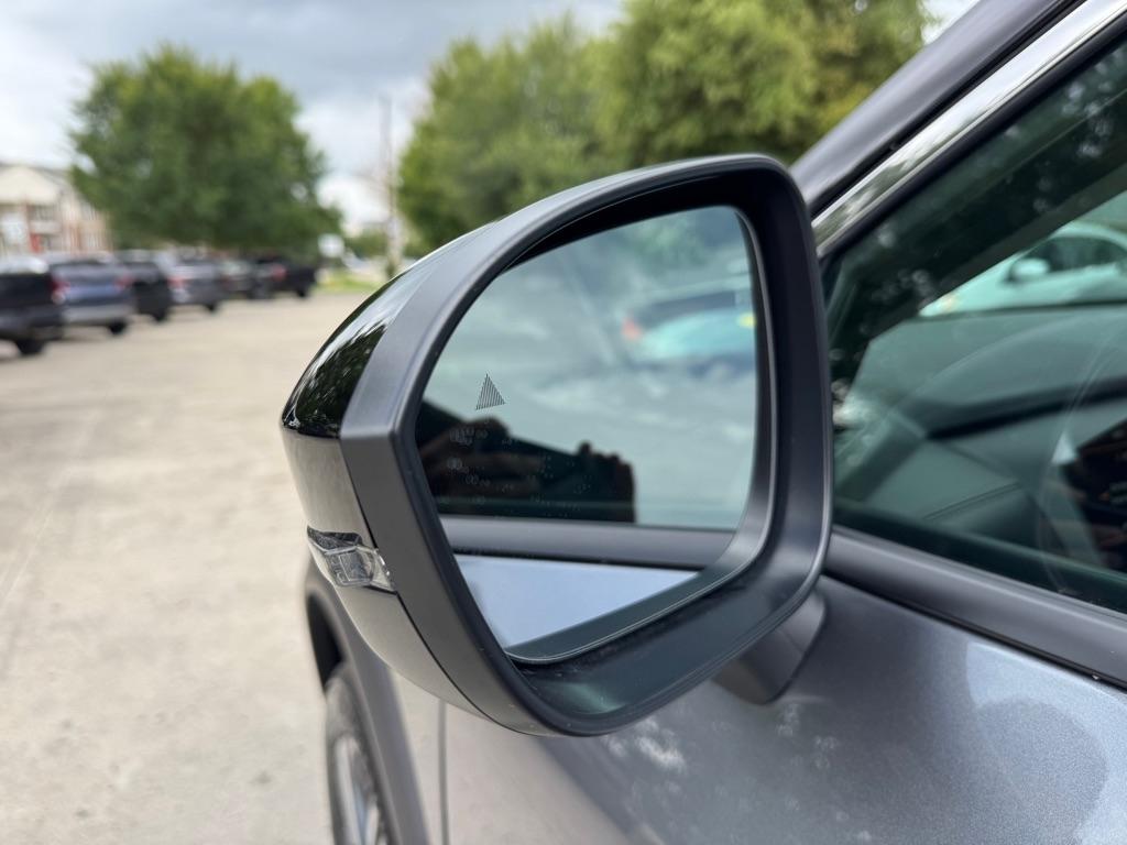Nissan Rogue SL 2026
