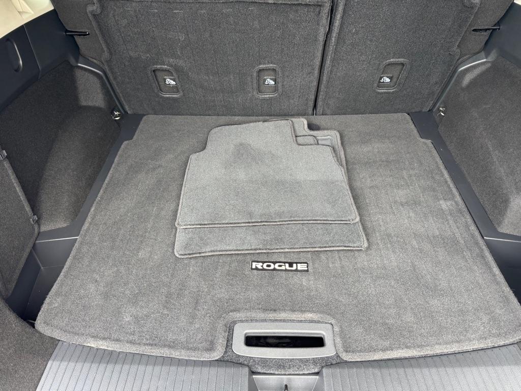 Nissan Rogue SL 2026