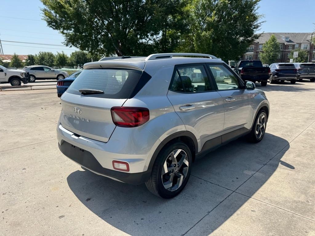 Hyundai Venue SEL 2025