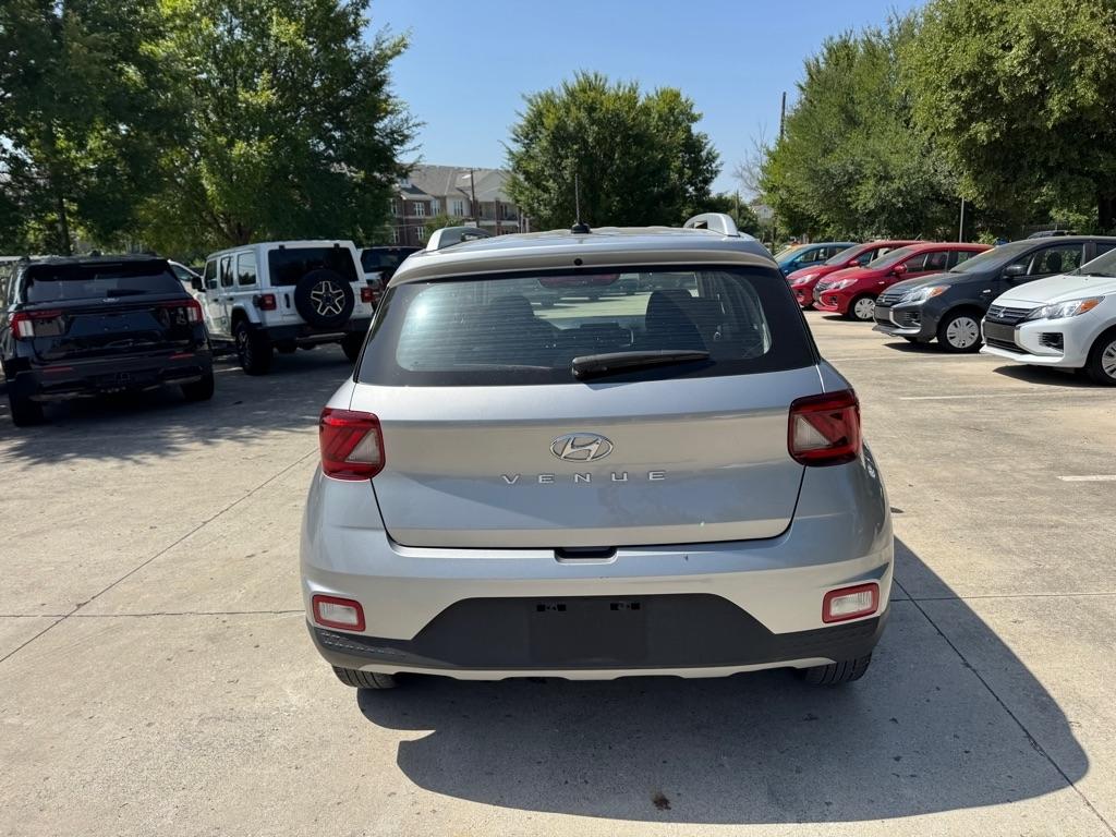 Hyundai Venue SEL 2025