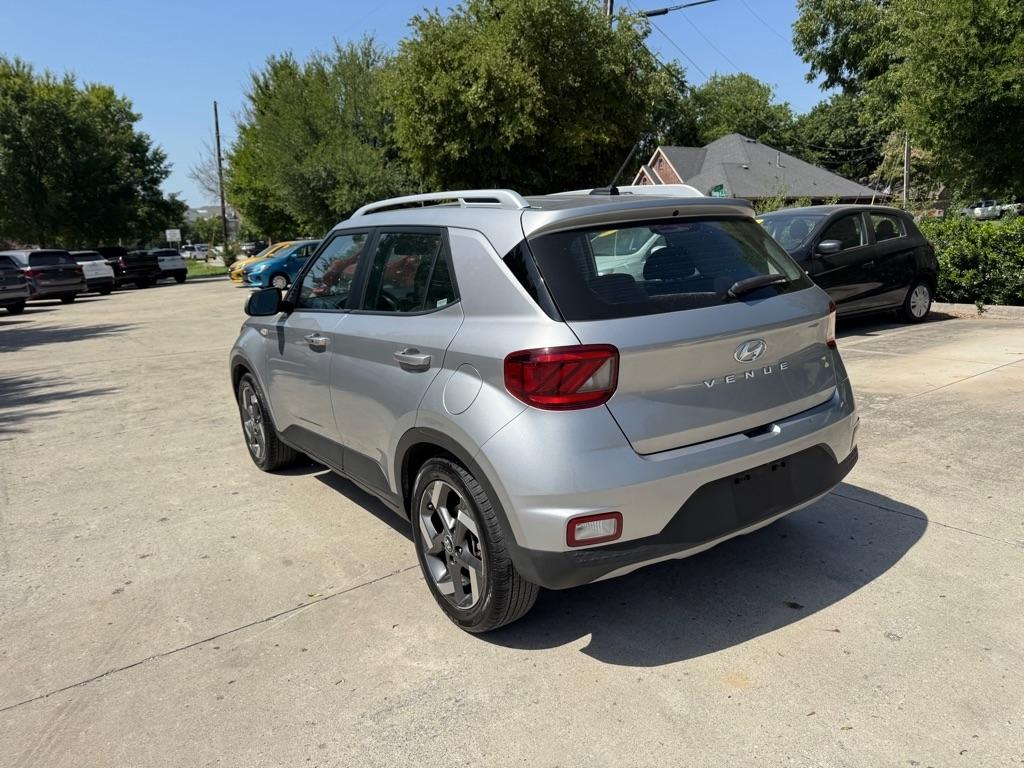 Hyundai Venue SEL 2025