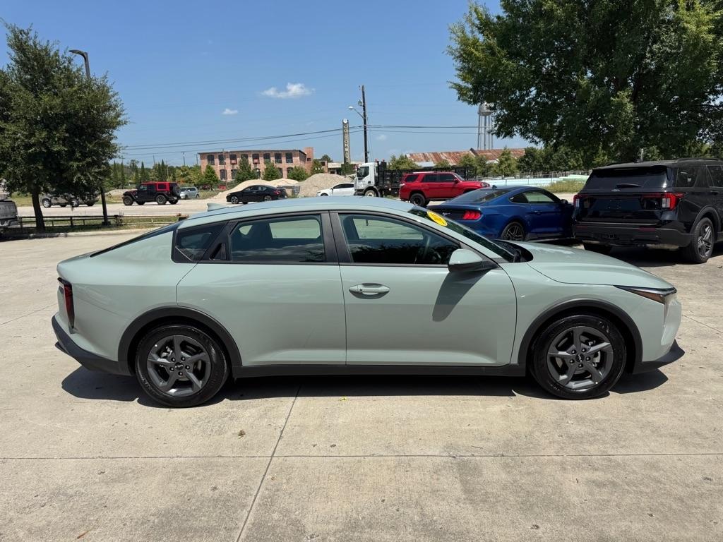 Kia K4 LX 2026