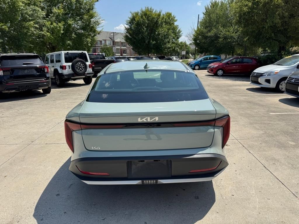 Kia K4 LX 2026