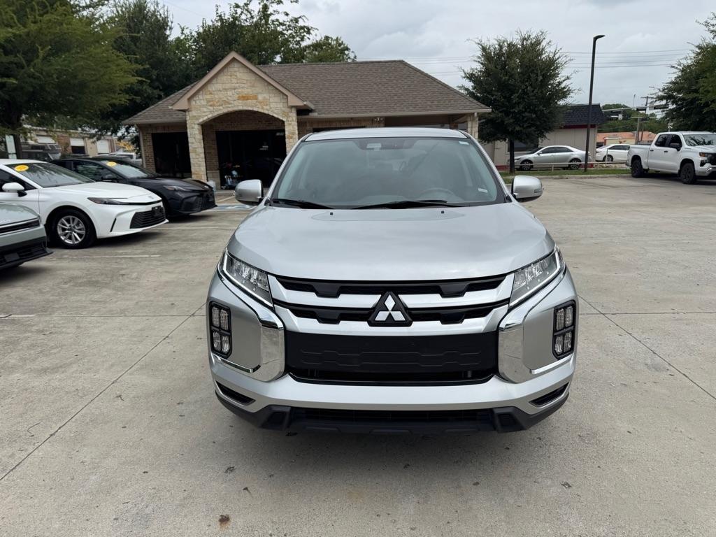 Mitsubishi Outlander Sport 2.0 ES 4WD 2024
