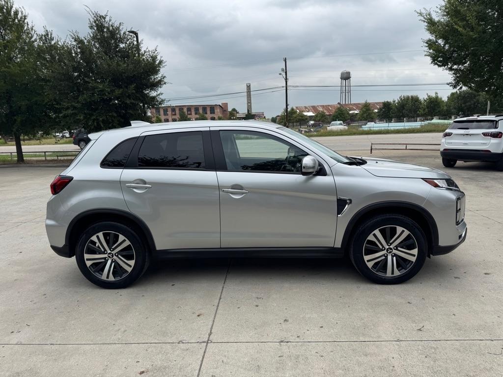Mitsubishi Outlander Sport 2.0 ES 4WD 2024