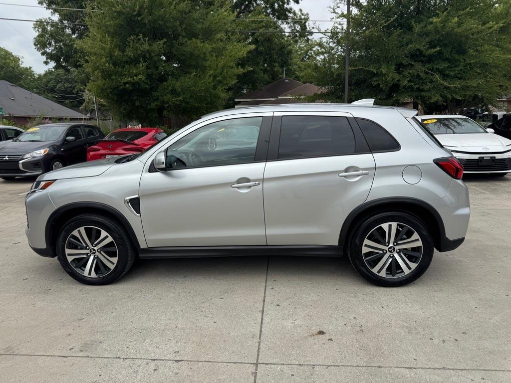 Mitsubishi Outlander Sport 2.0 ES 4WD 2024