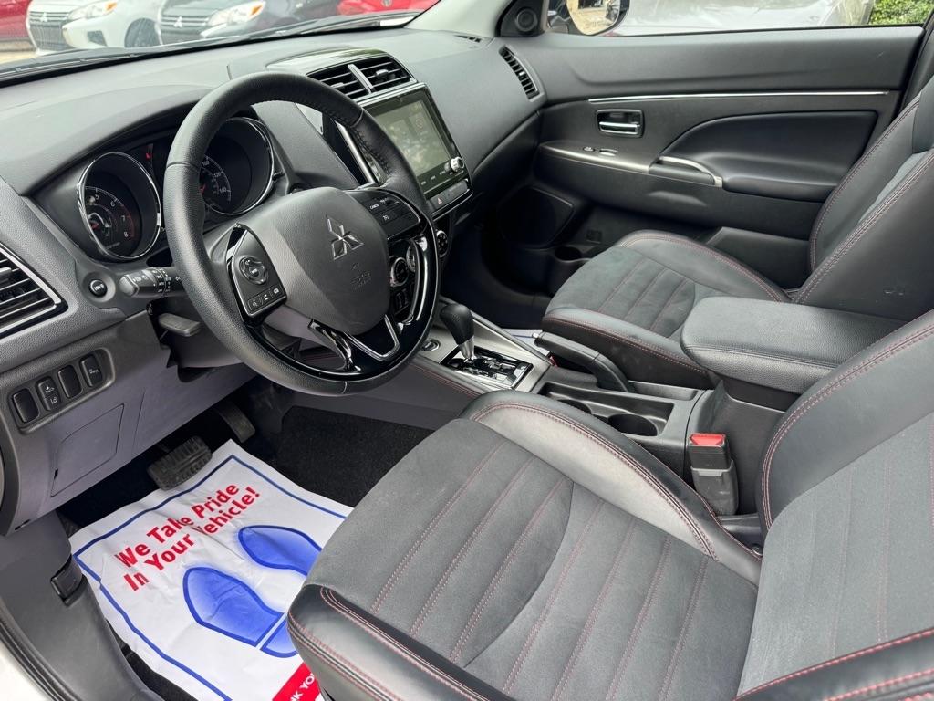 Mitsubishi Outlander Sport 2.0 ES 4WD 2024