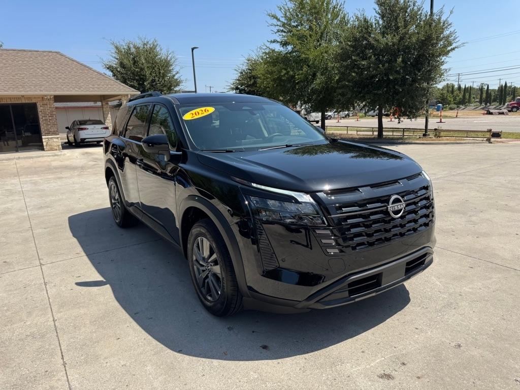 Nissan Pathfinder SV 2026