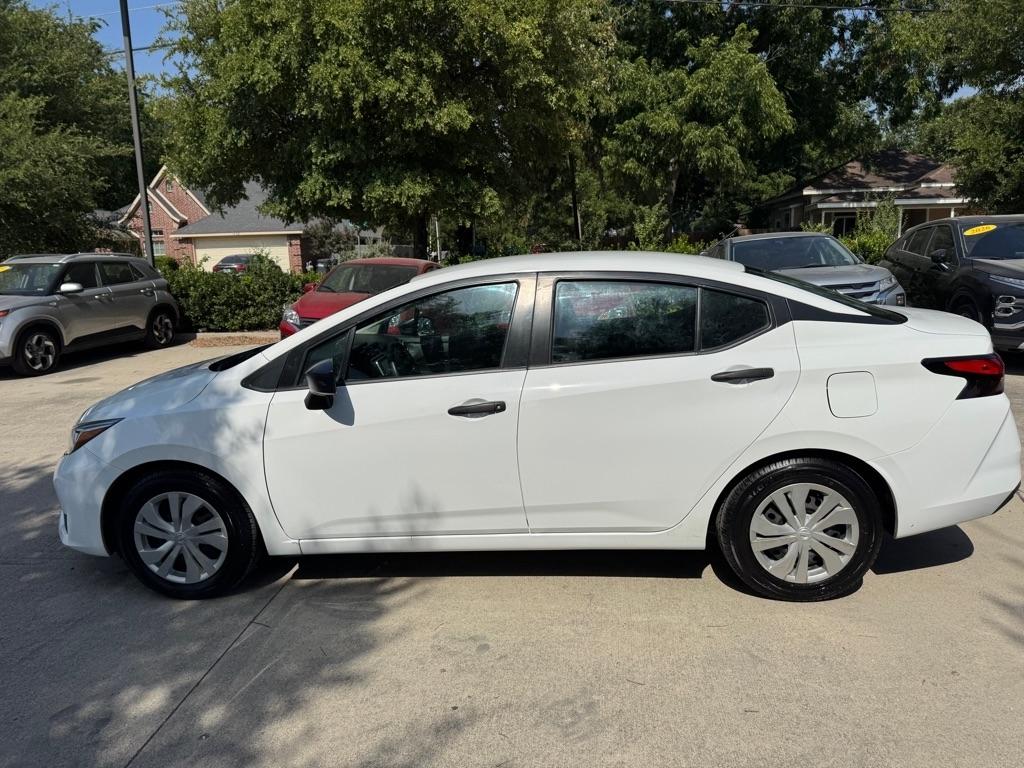 Nissan Versa S CVT 2023