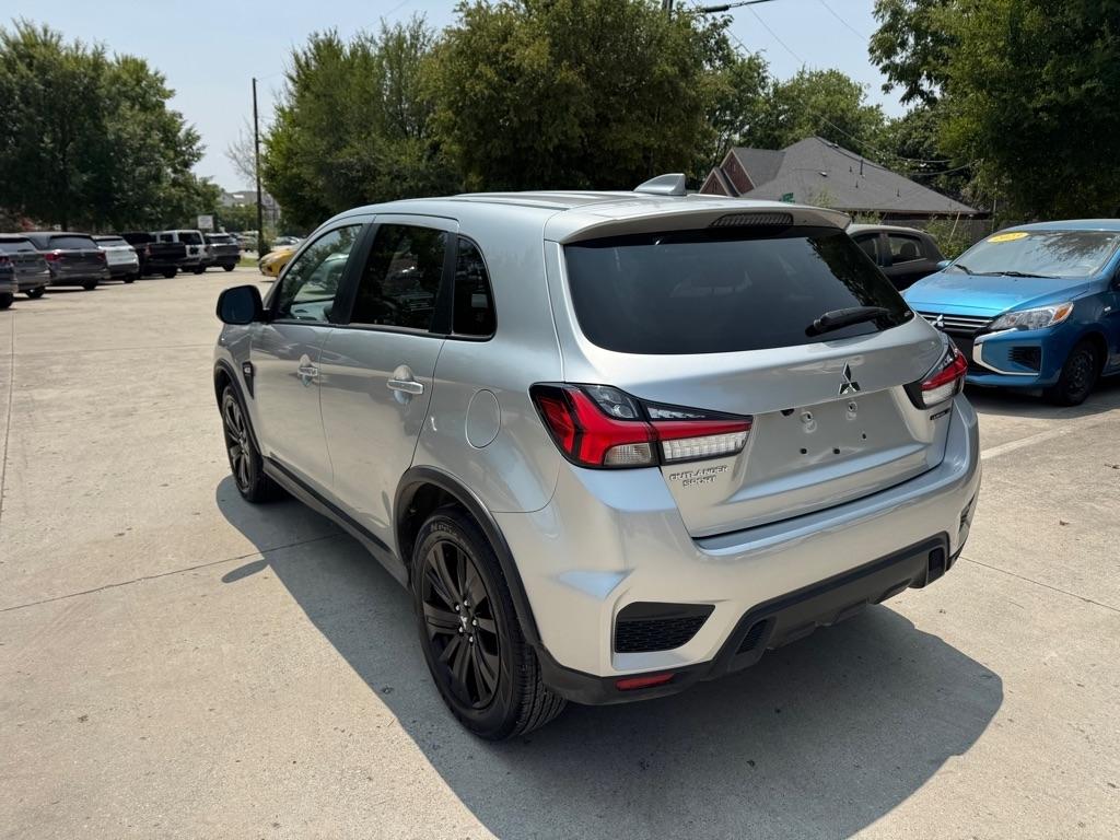 Mitsubishi Outlander Sport 2.0 ES 4WD 2026