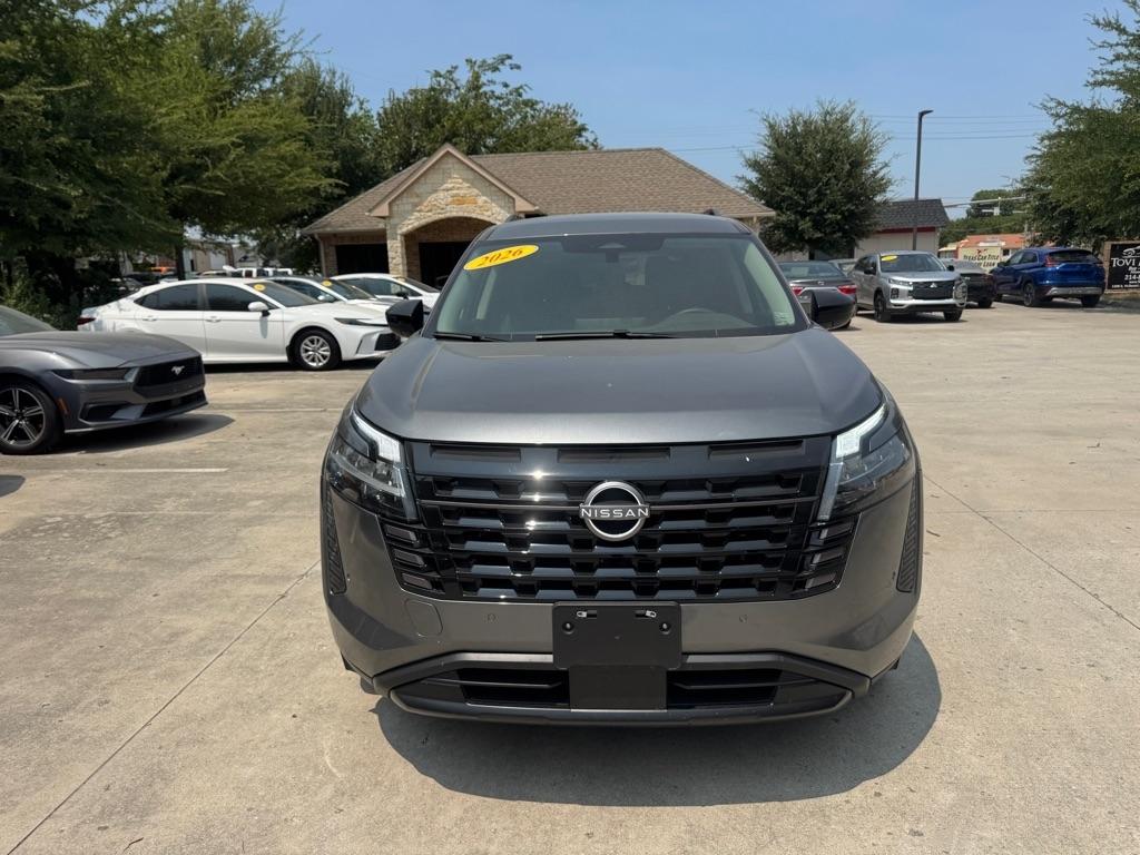 Nissan Pathfinder SV 2026