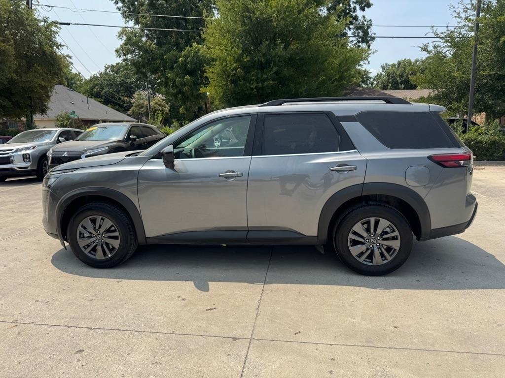 Nissan Pathfinder SV 2026