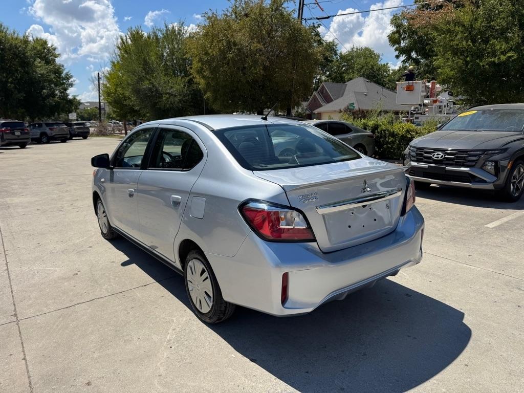Mitsubishi Mirage G4 ES 2024