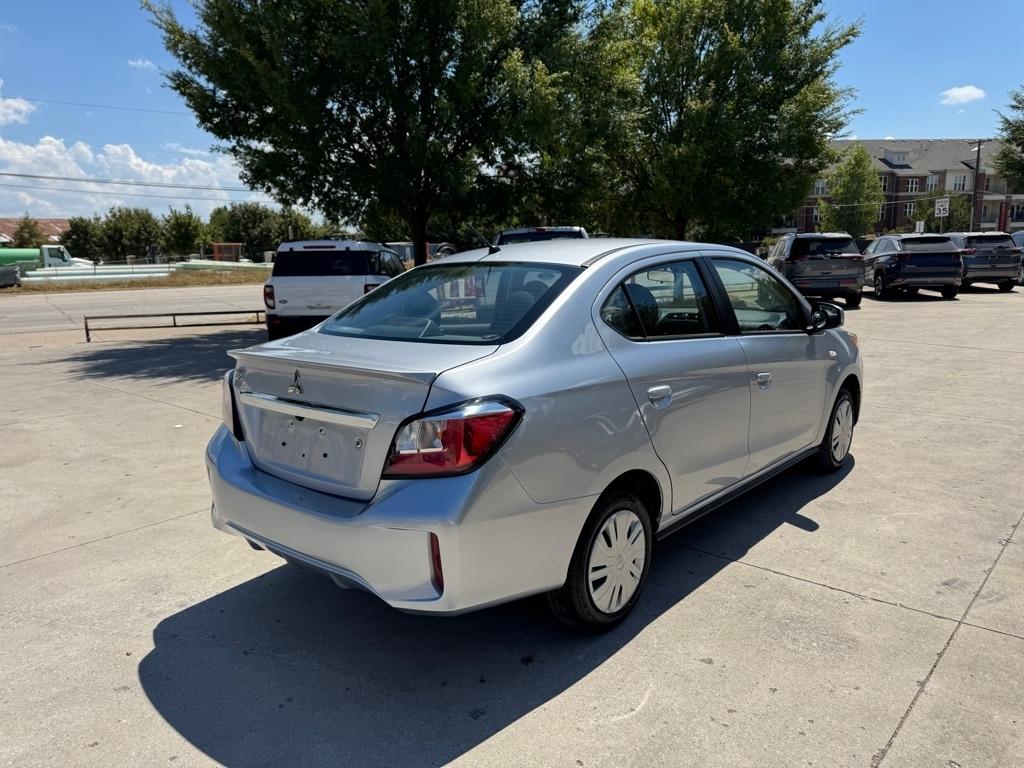 Mitsubishi Mirage G4 ES 2024