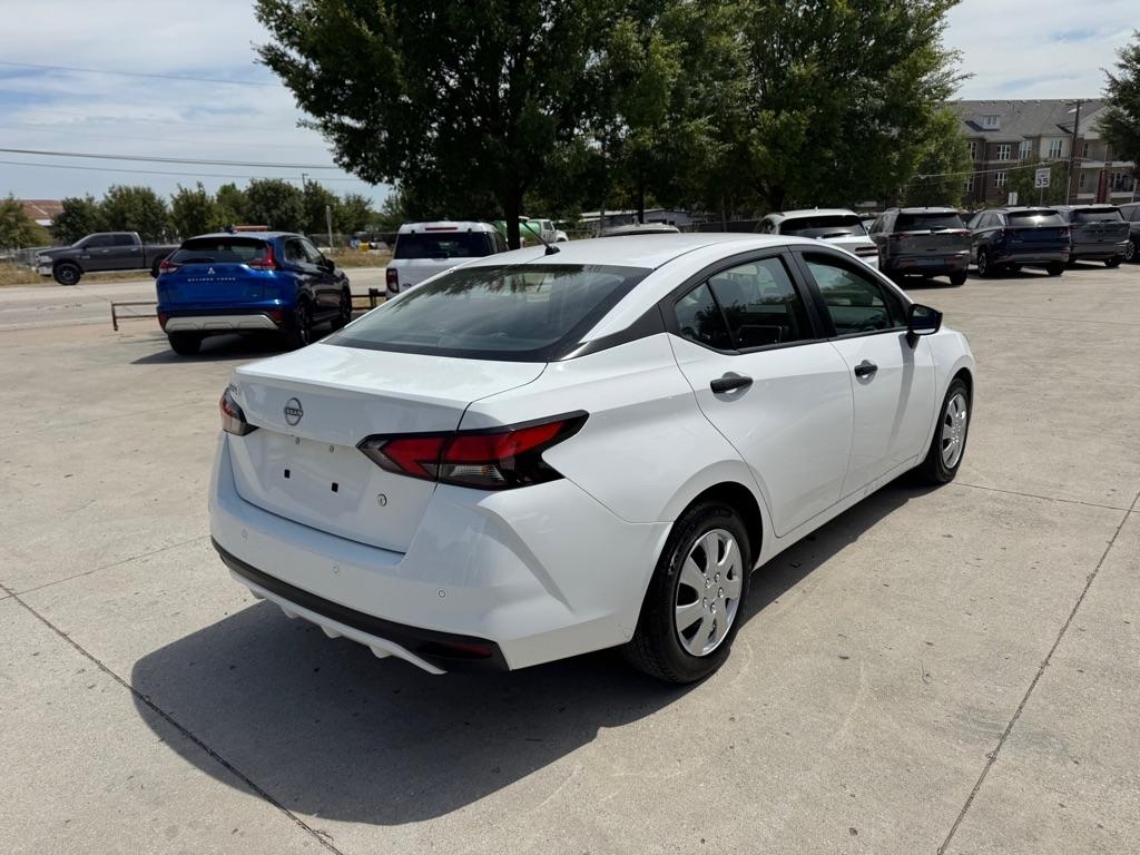 Nissan Versa S CVT 2024