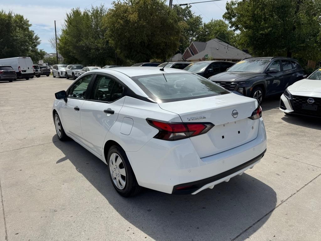Nissan Versa S CVT 2024