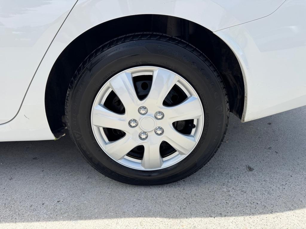 Nissan Versa S CVT 2024
