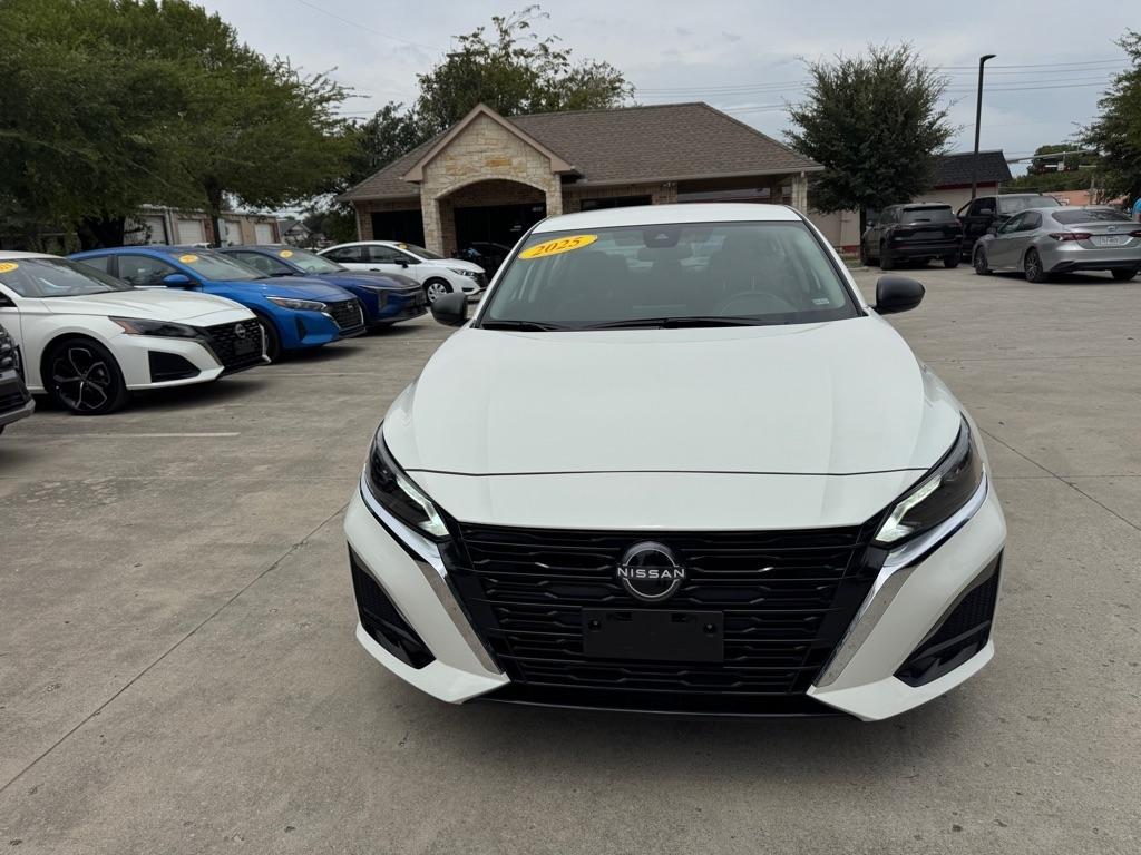 Nissan Altima 2.5 SV AWD 2025